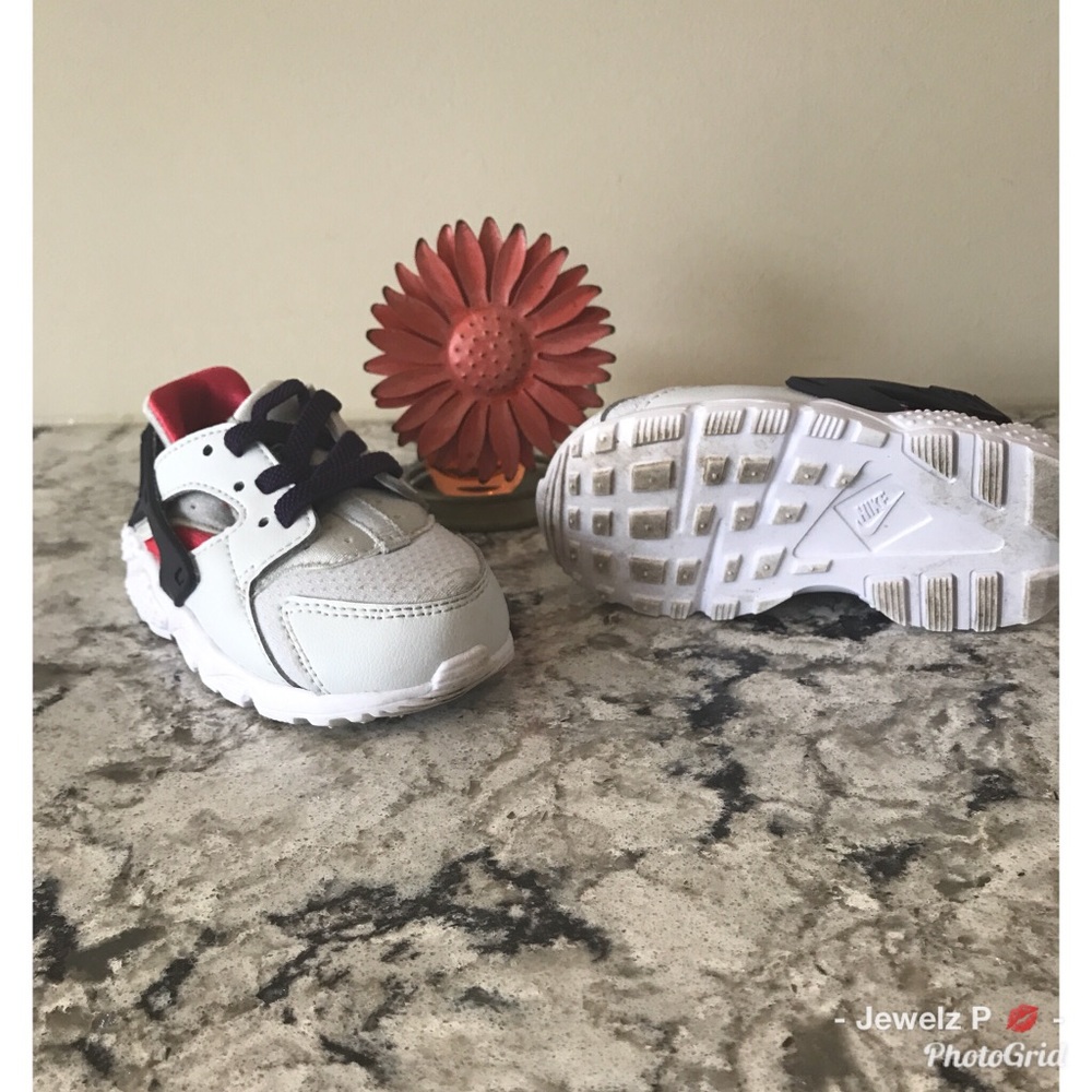 ✨Nike Huarache Run - Picture 2 of 4